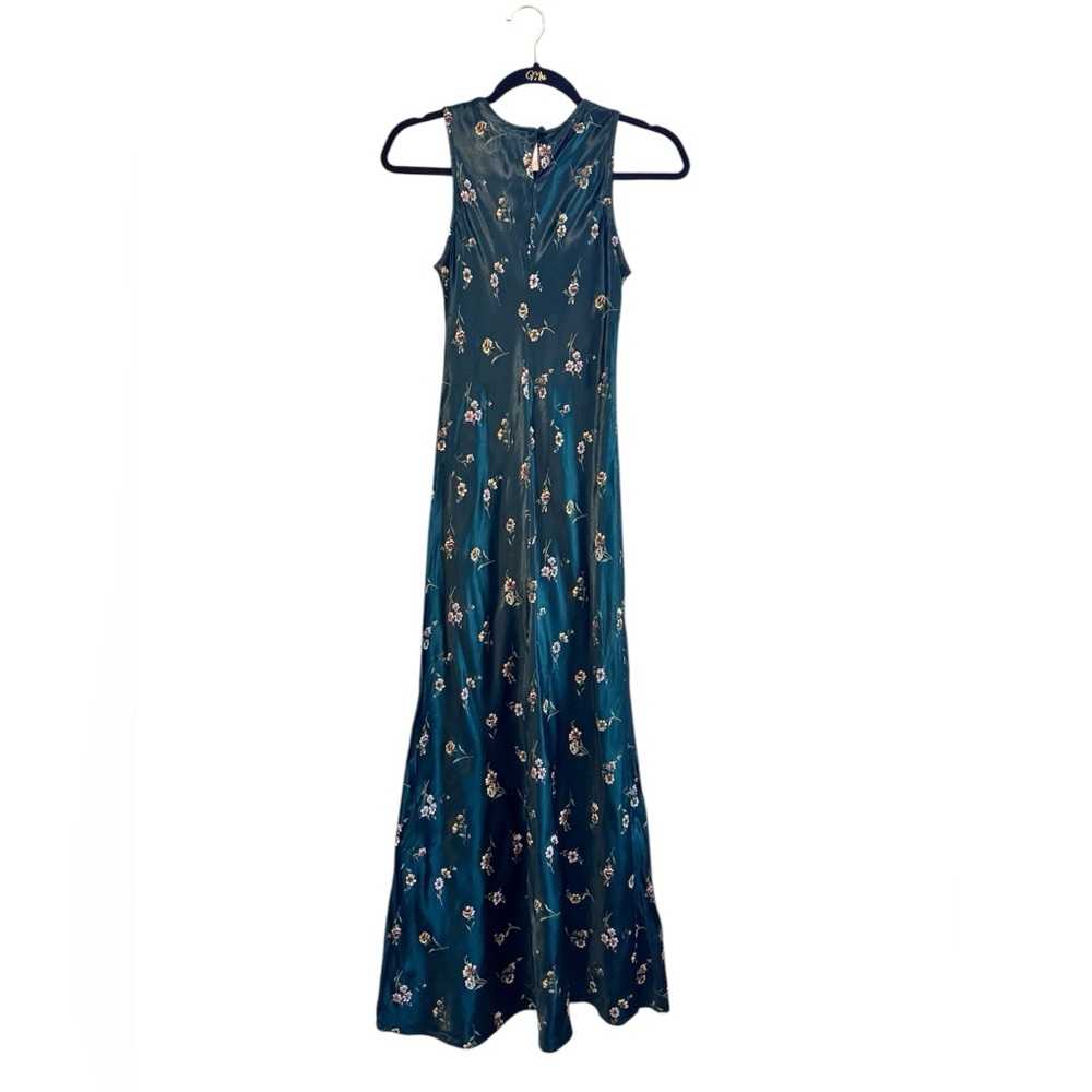 “Breakin’ Loose Green Floral Maxi Dress”